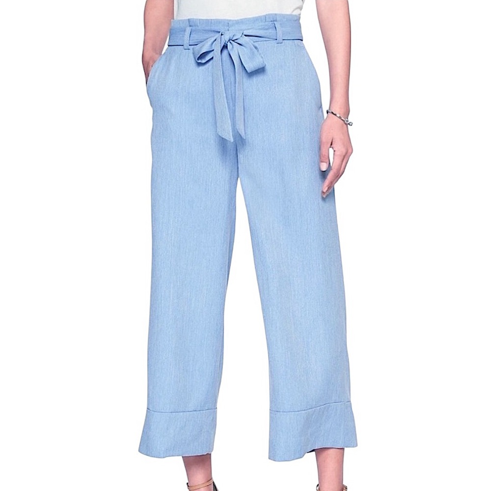 Banana Republic Light Blue Cropped Pants